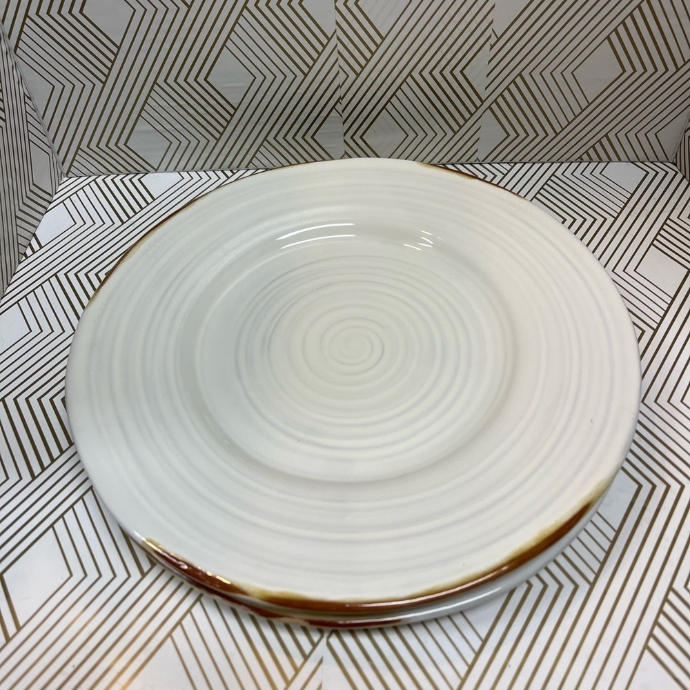 Neiman Marcus Made in Italy Stoneware Set of 2 Plates EUC 12”